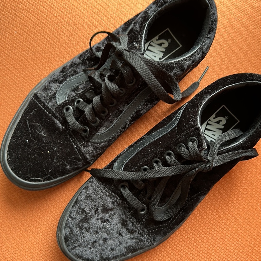 Old Skool Vans Black Velvet